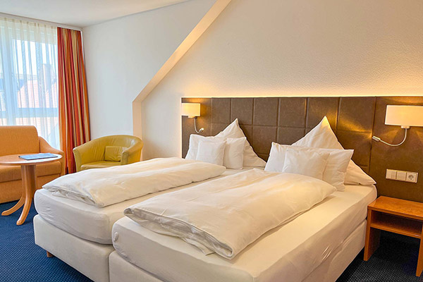 Doppelzimmer mit Balkon